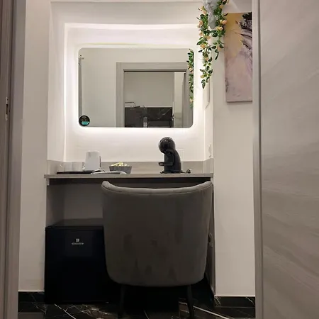 Belvedere Lacinio Luxury 3* 크로토네