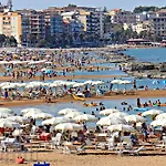 Belvedere Lacinio Luxury Pensjonat Crotone