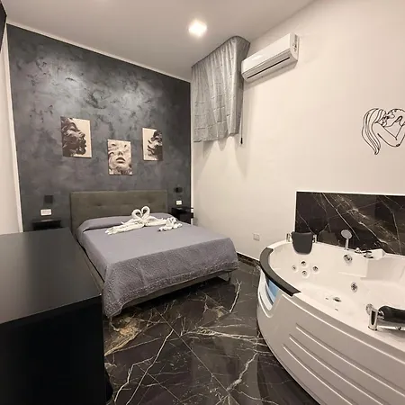Belvedere Lacinio Luxury Fronte Mare קרוטונה