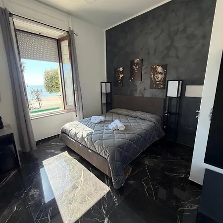 Гостевой дом Belvedere Lacinio Luxury Fronte Mare