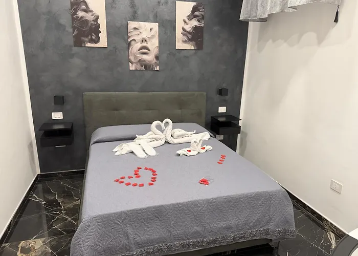 בית הארחה Belvedere Lacinio Luxury 3*