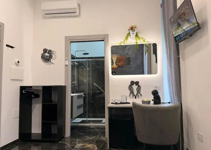 Belvedere Lacinio Luxury בית הארחה
