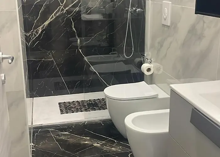 Casa de hóspedes Belvedere Lacinio Luxury 3*