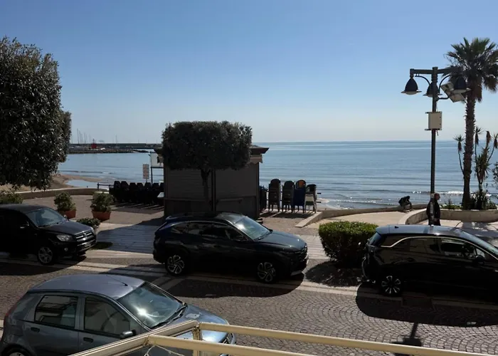 בית הארחה Belvedere Lacinio Luxury